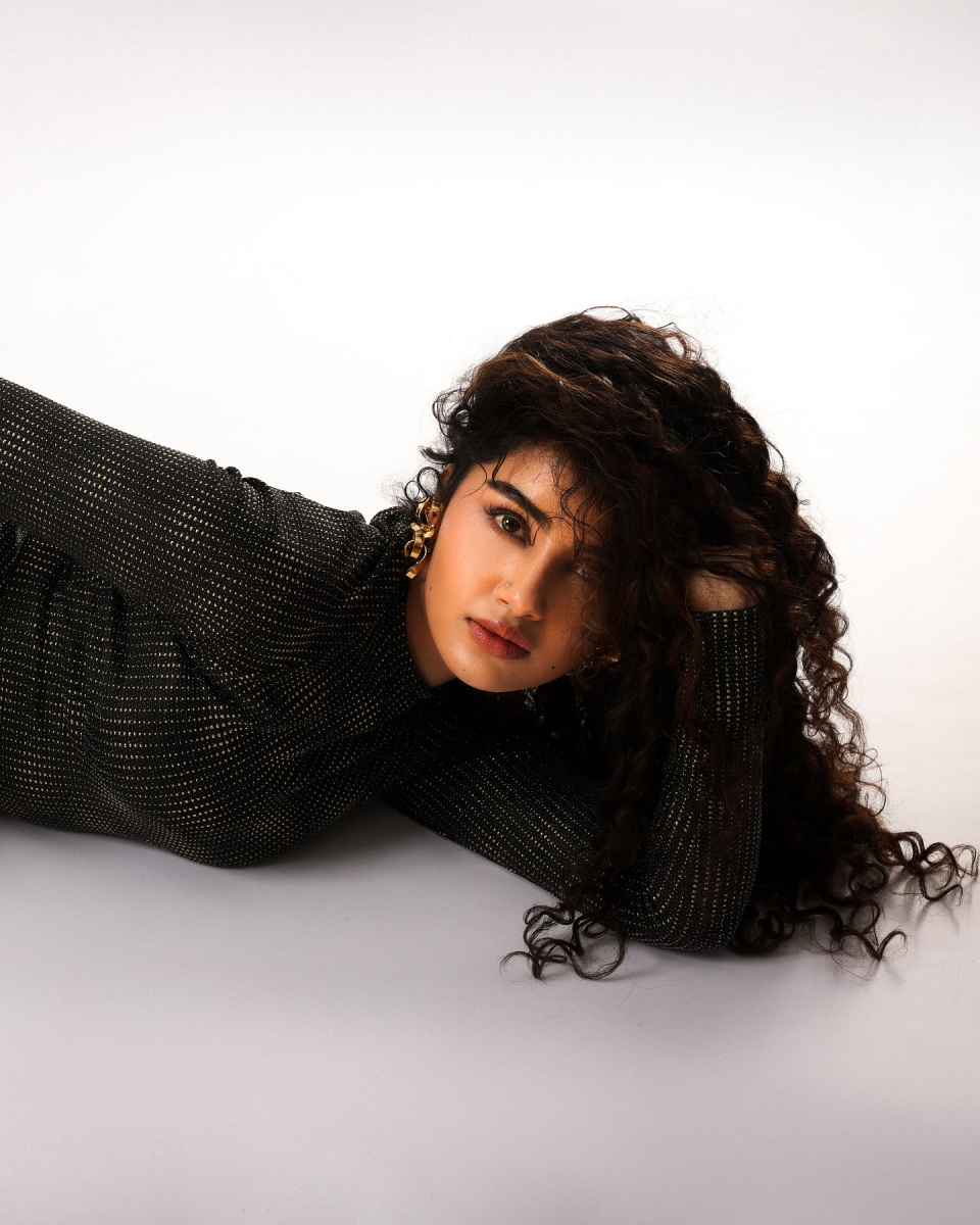 Anupama-Parameswaran-Hot-Pics-03