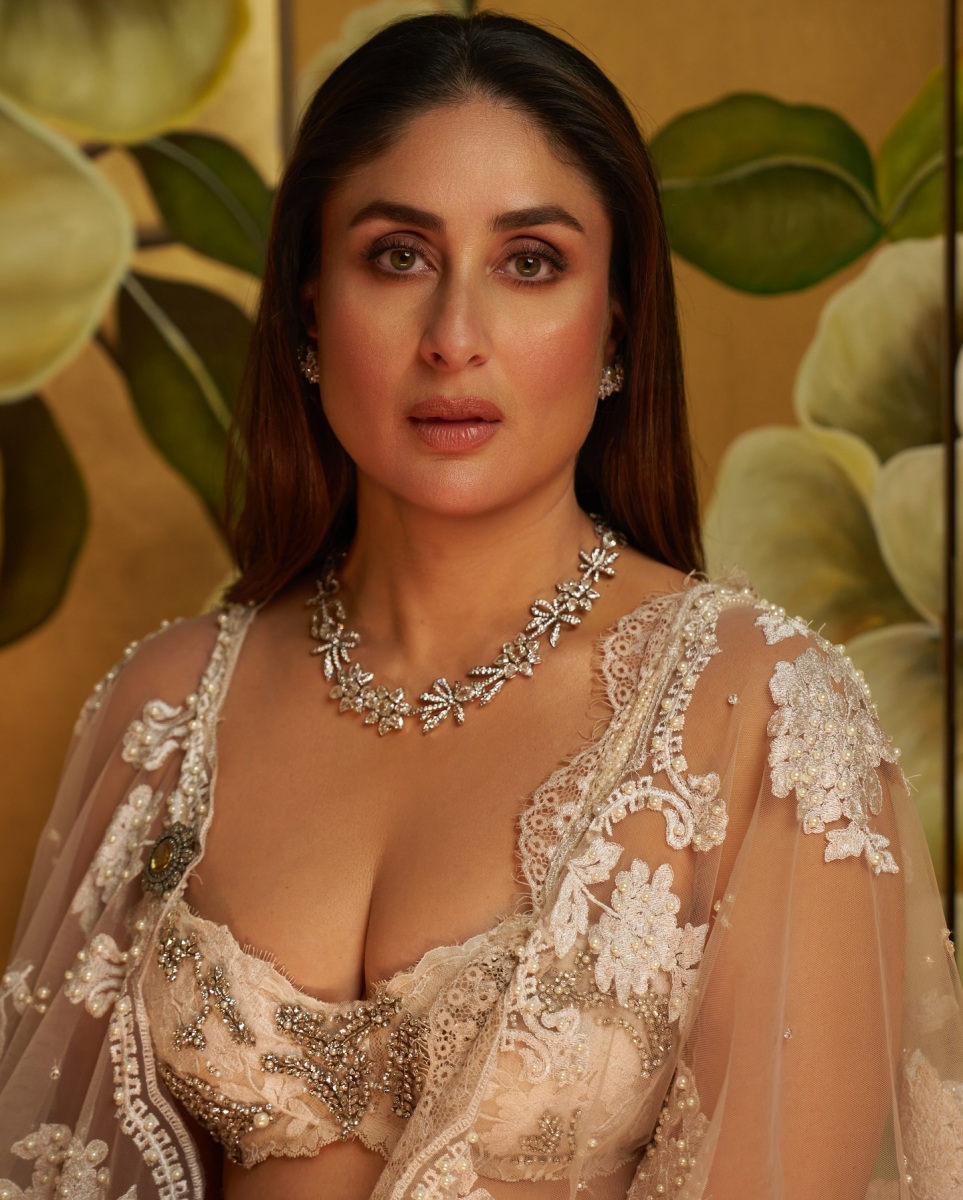 Kareena-Kapoor-Latest-Hot-Image-Gallery-5