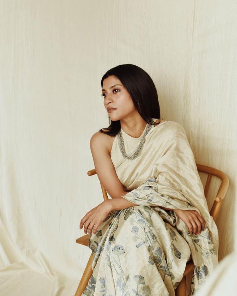 Konkona-Sen-Sharma-hot-saree-pics-2