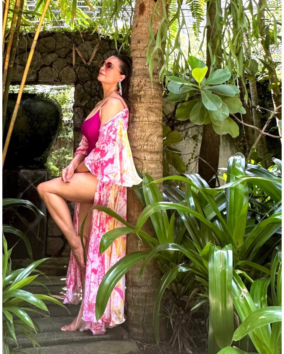Lara-Dutta-Latest-Hot-Bikini-Pics-4