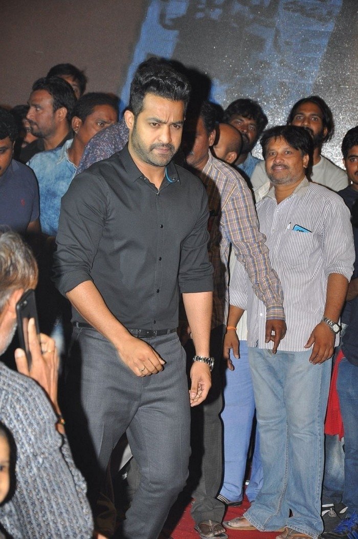 mahanati-audio-launch-stills-photos-pictures-10