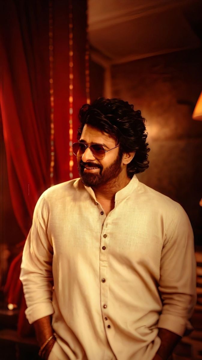 Prabhas-Solo-Pics-From-The-Rajasaab-Movie-3