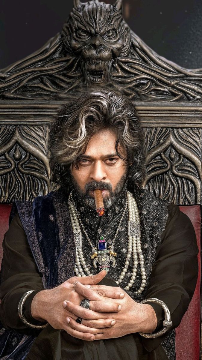 Rajasaab Movie Prabhas Old Getup HD