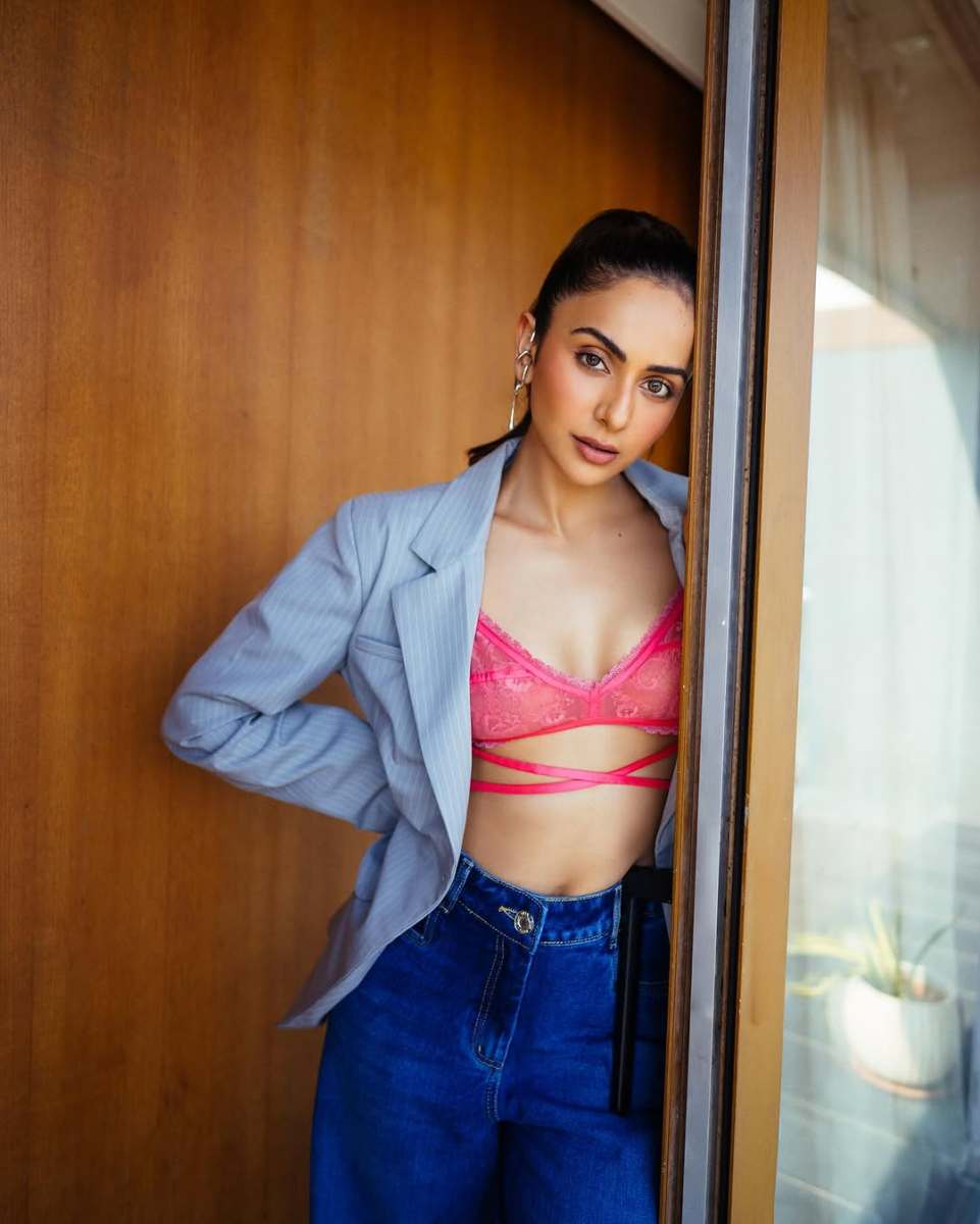 Rakul Preet Singh Hot Bikini Pics