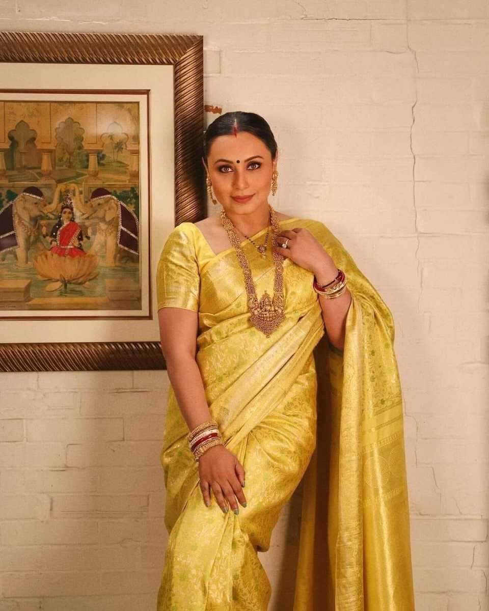 Rani-Mukerji-Latest-Pics-in-Yellow-Saree-7