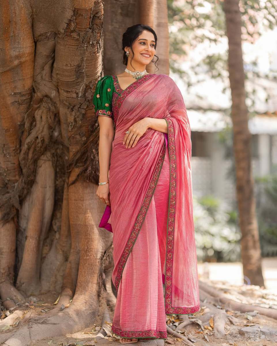 Regina-Cassandra-Latest-Pics-in-Pink-Saree-2