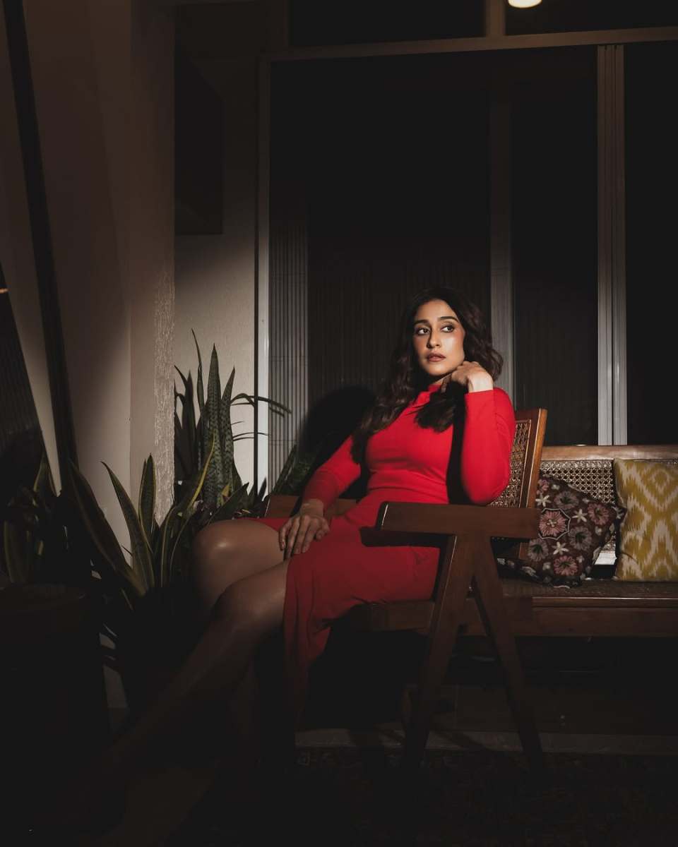 Regina Cassandra Latest Stunning Pics